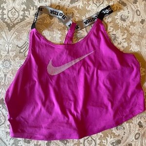 Nike cropped tank